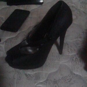 Joeyblack Peep Toe Black Matte Pumps Size 6